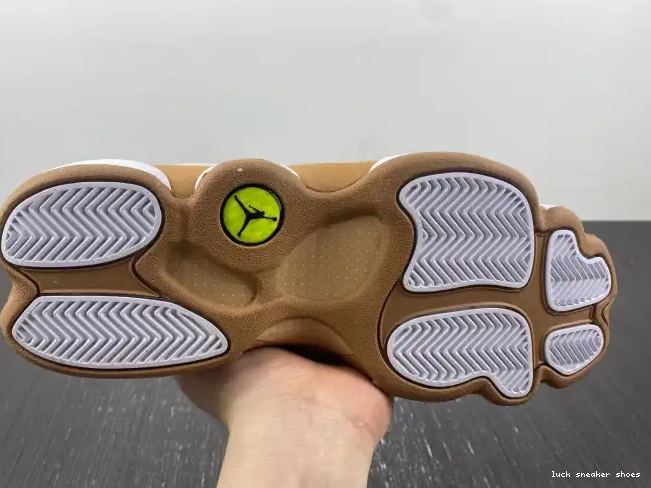 Reps LUCY 13 Jordan 414571-171 Wheat Air 0422